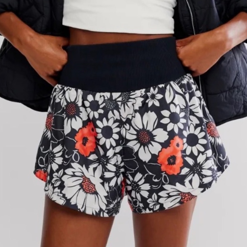 Free People Movement shorts L